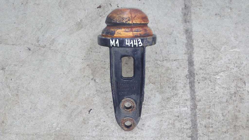 отбойник передней рессоры задний б/у \ без резинки